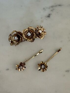 Gold Floral Hair Clip & Bobby Pins Set with Pearl and Crystal Accents